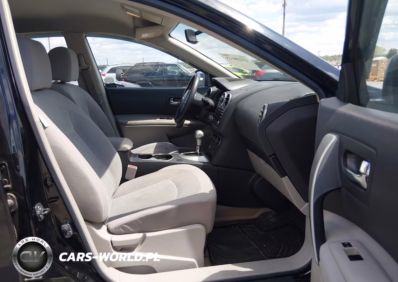2014 Nissan Rogue Select S VIN:JN8AS5MV6EW712281 - 5