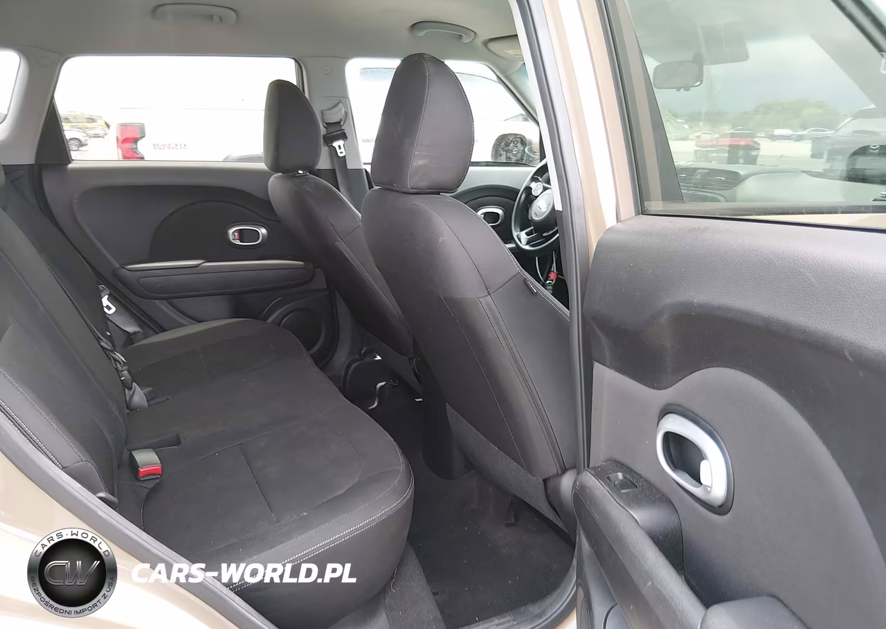 2015 Kia Soul VIN:KNDJN2A27F7189361 - 8