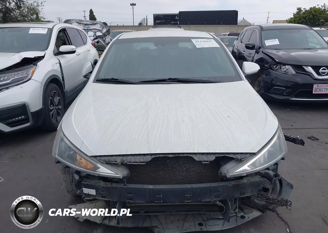 2020 Hyundai Elantra Sel VIN:5NPD84LF3LH508441 - 13
