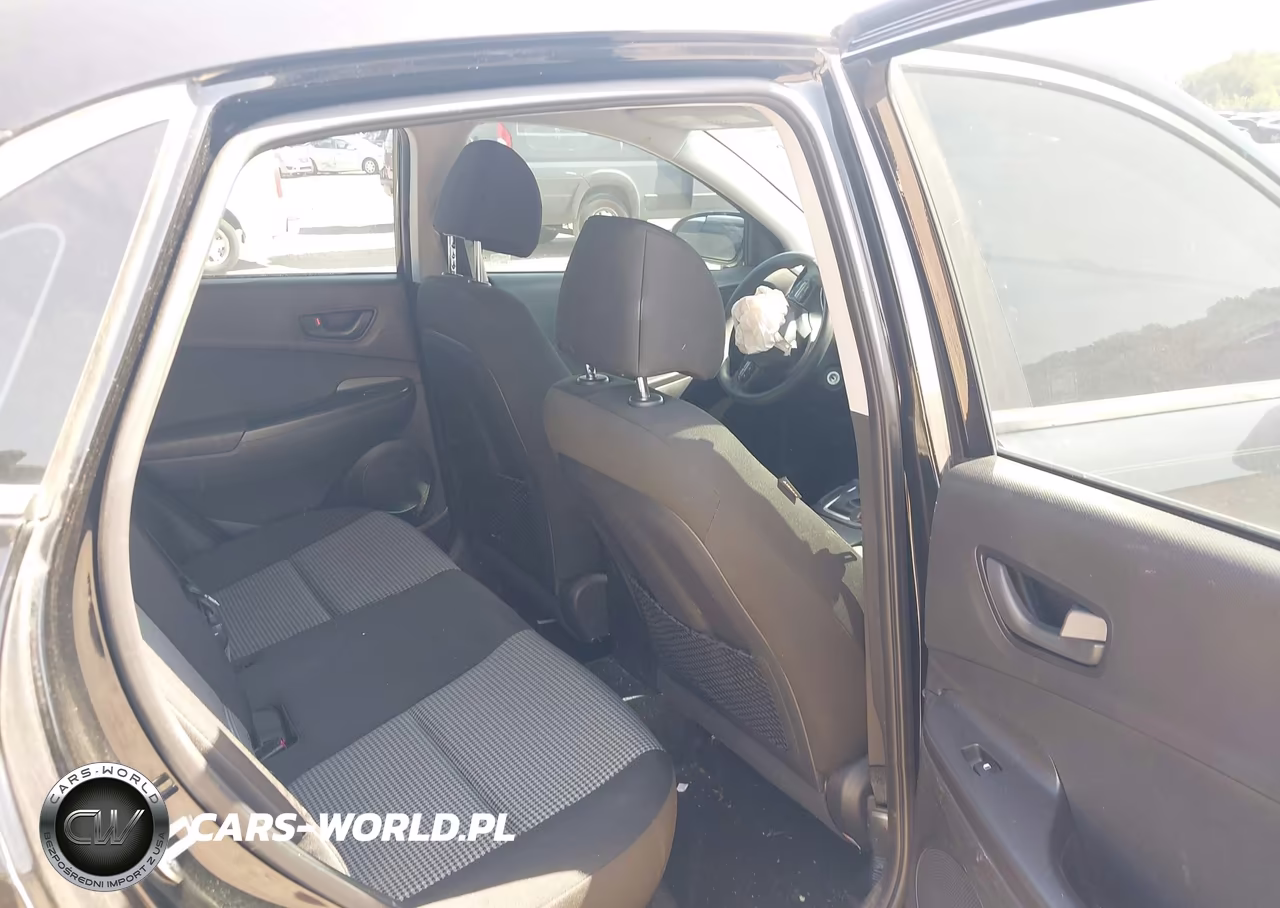 2018 Hyundai Kona Se VIN:KM8K12AA8JU100927 - 8