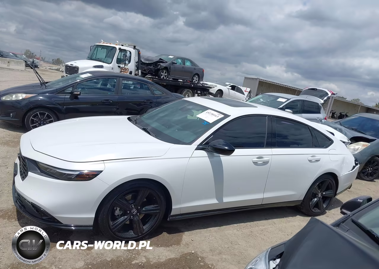 2024 Honda Accord Hybrid Sport-L VIN:1HGCY2F75RA063870 - 14