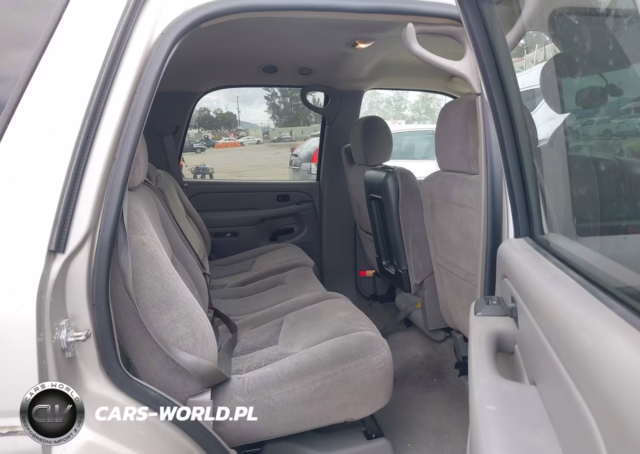 2006 Chevrolet Tahoe Ls VIN:1GNEC13V76R153027 - 8