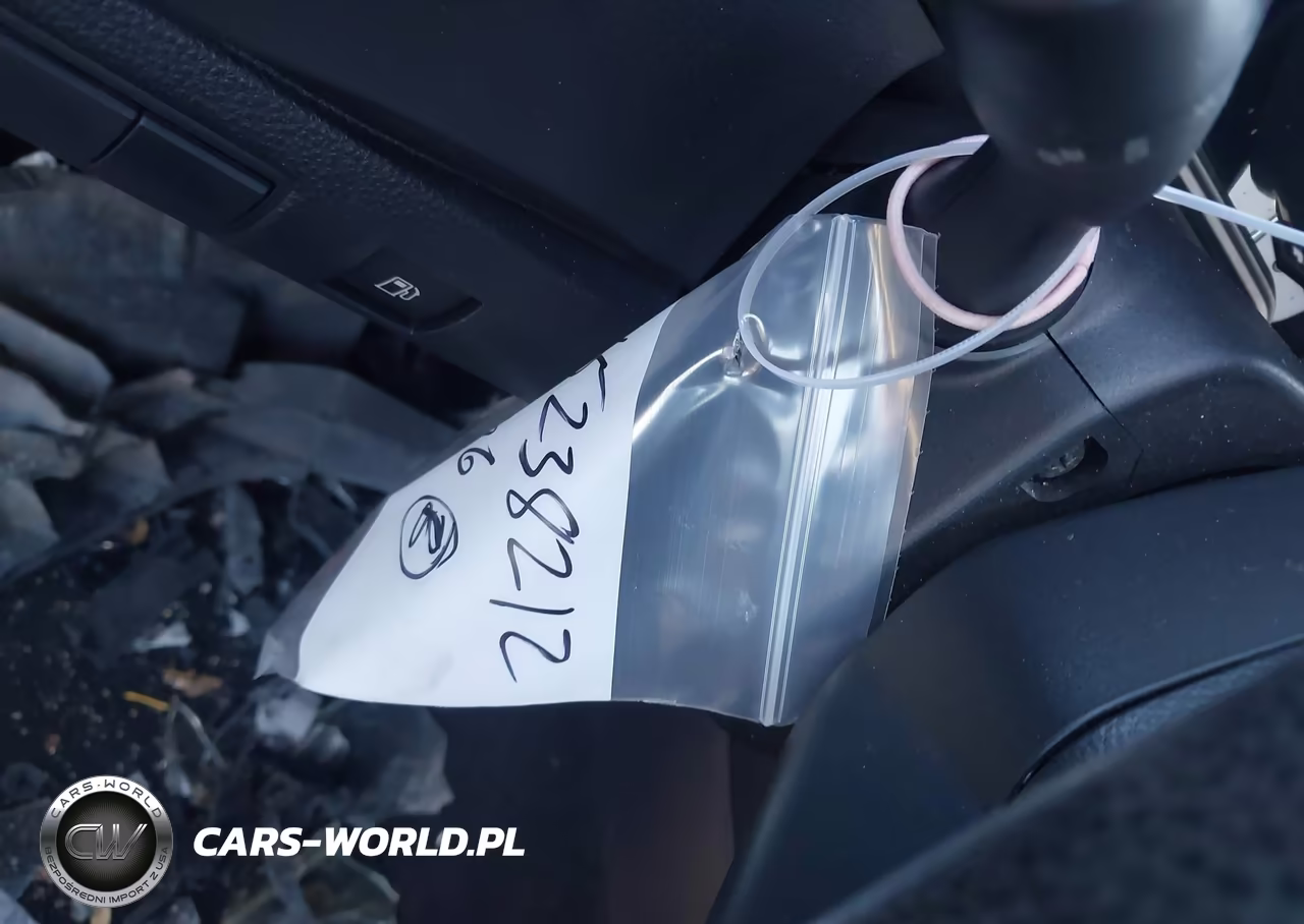 2021 Toyota Corolla Hybrid Le VIN:JTDEAMDE2MJ035493 - 21
