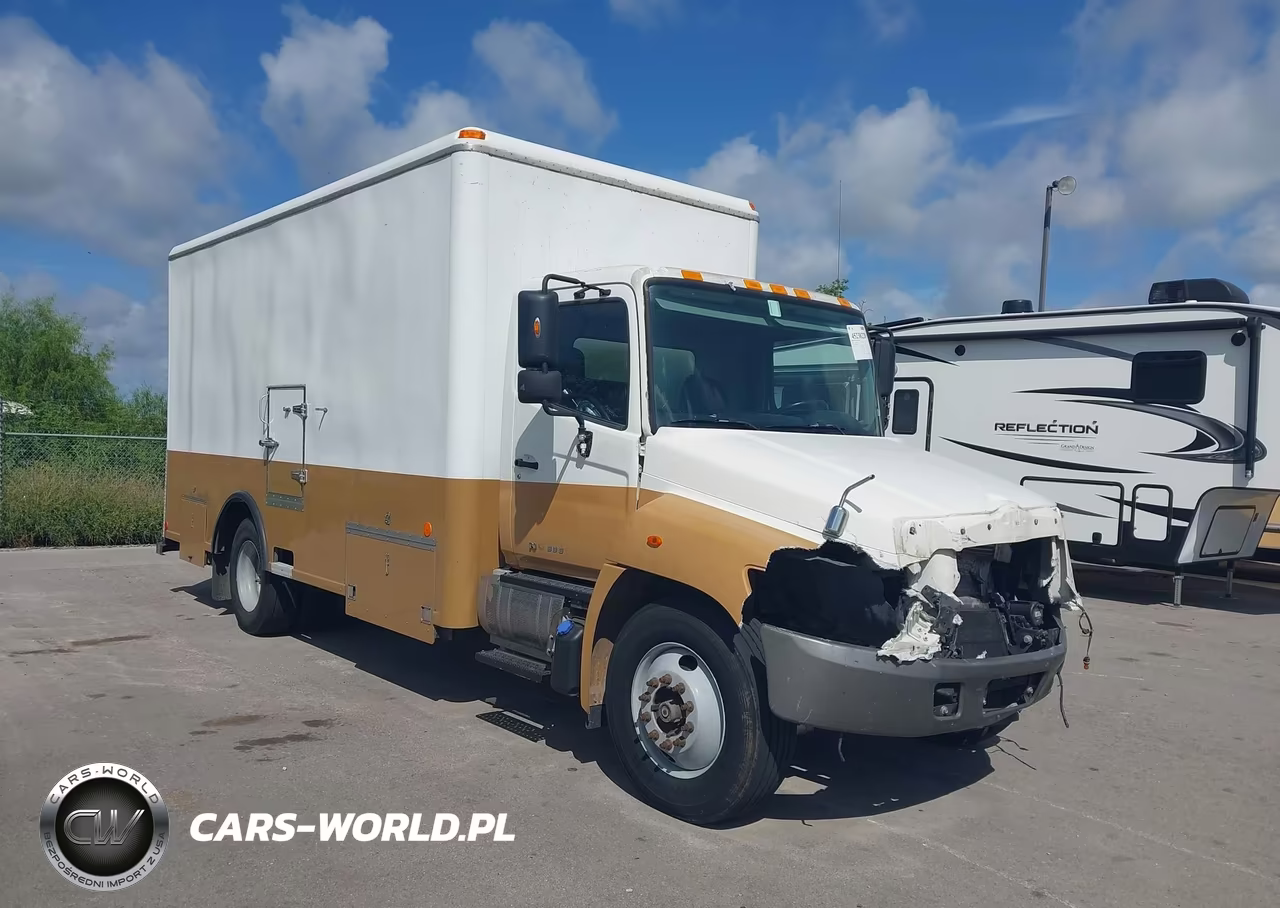 2014 Hino Hino 338