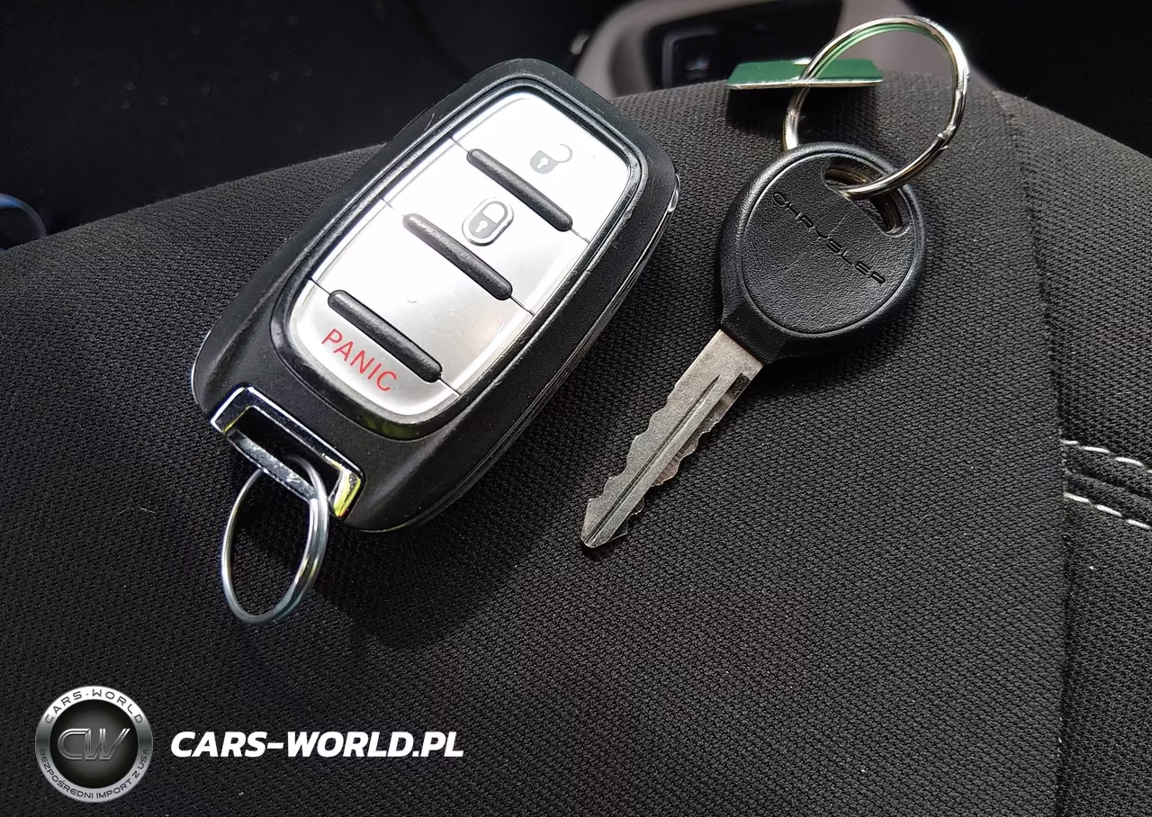 2020 Chrysler Voyager Lx VIN:2C4RC1CG1LR248264 - 11