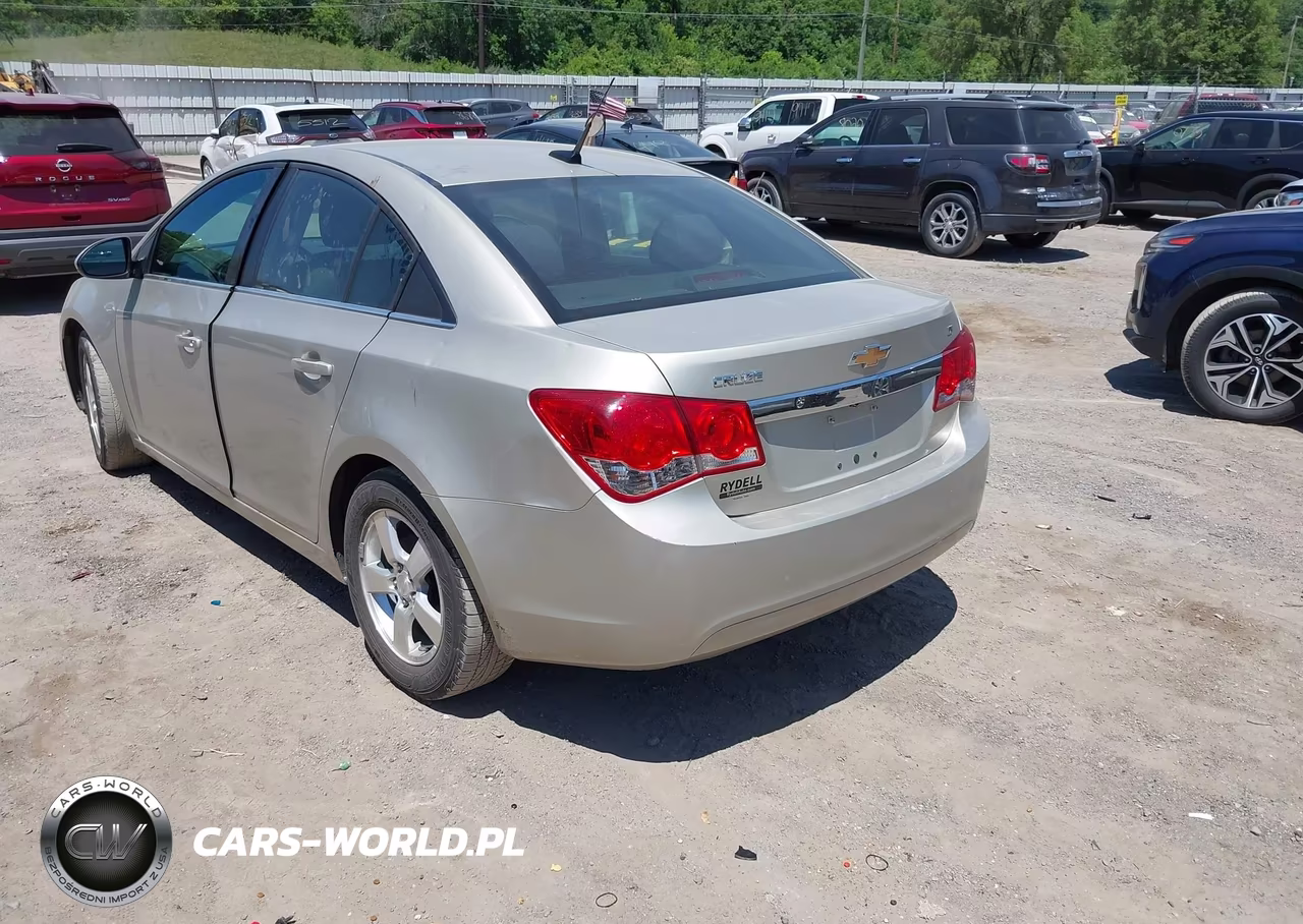 2013 Chevrolet Cruze 1Lt Auto VIN:1G1PC5SB5D7321555 - 3