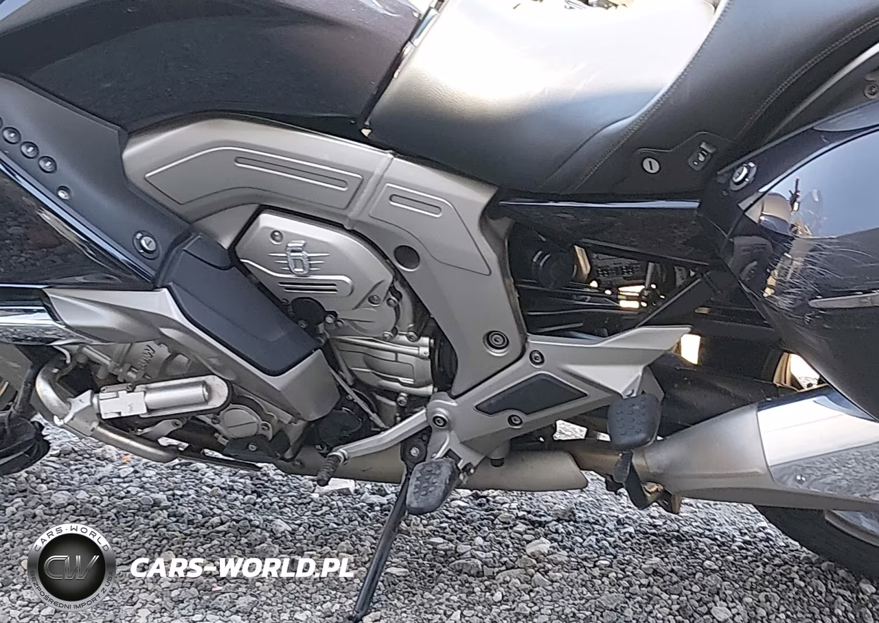 2012 BMW K1600 Gtl VIN:WB1061203CZZ23197 - 9