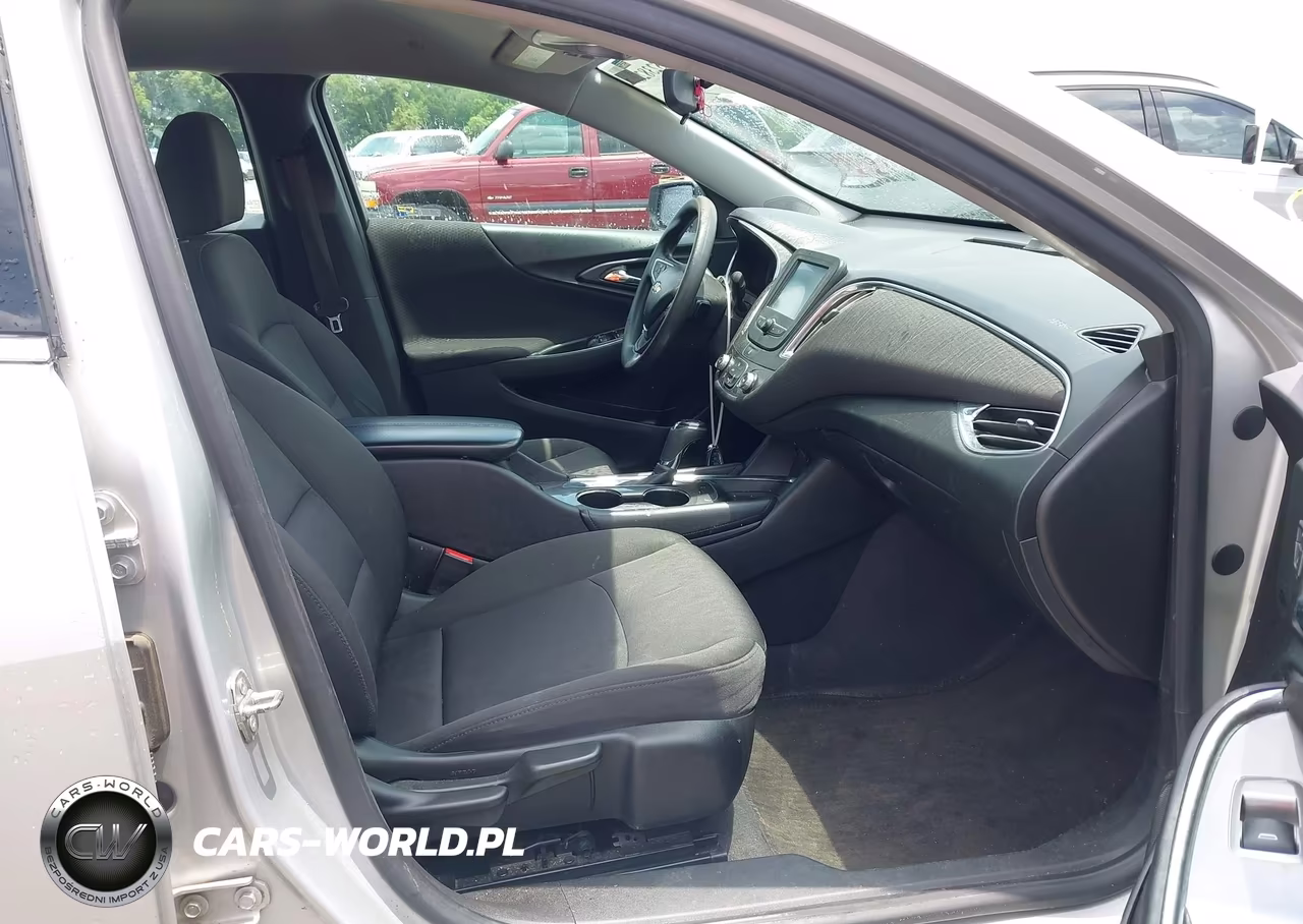 2018 Chevrolet Malibu Lt VIN:1G1ZD5ST4JF270257 - 5