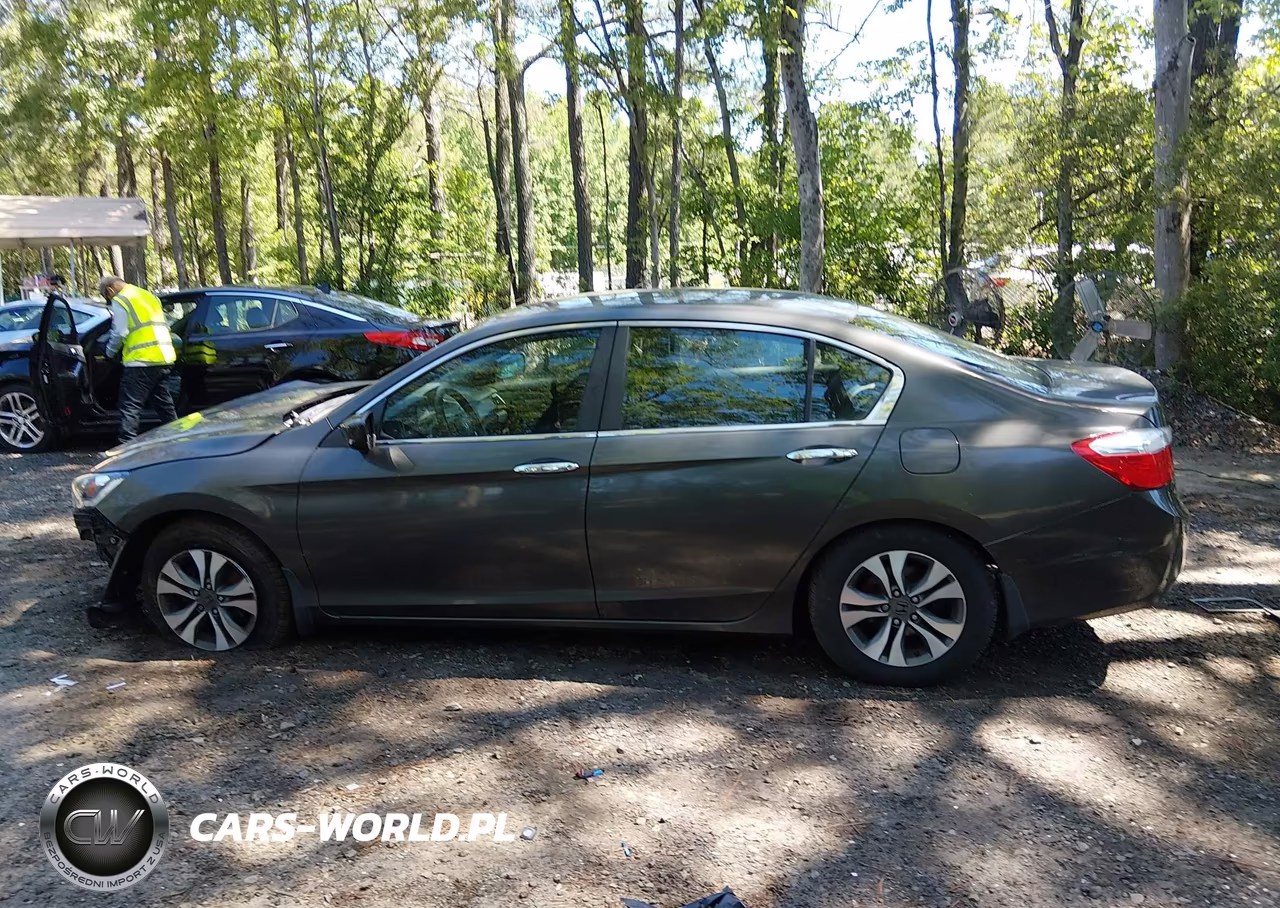 2013 Honda Accord Lx VIN:1HGCR2F32DA051842 - 15