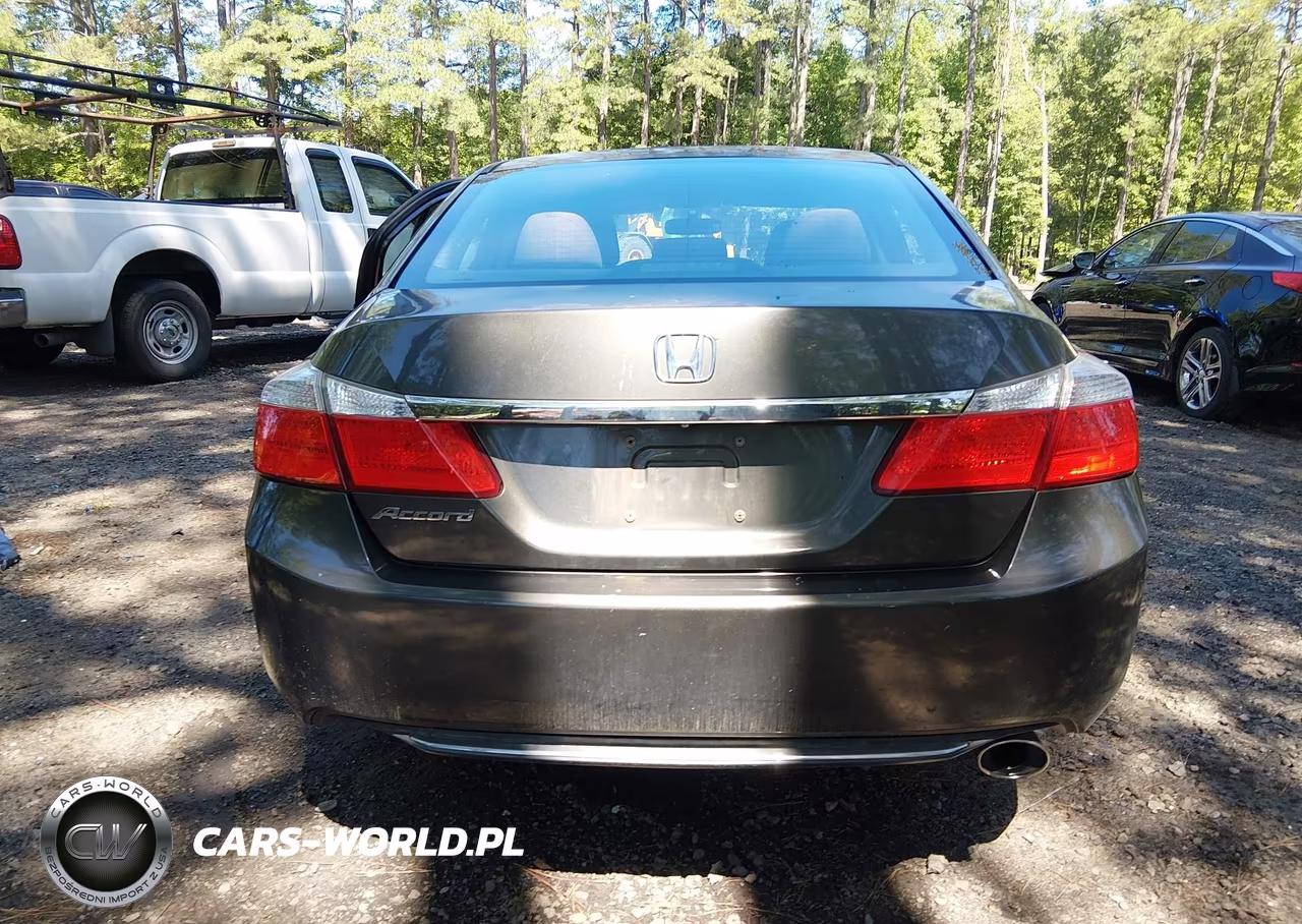2013 Honda Accord Lx VIN:1HGCR2F32DA051842 - 17