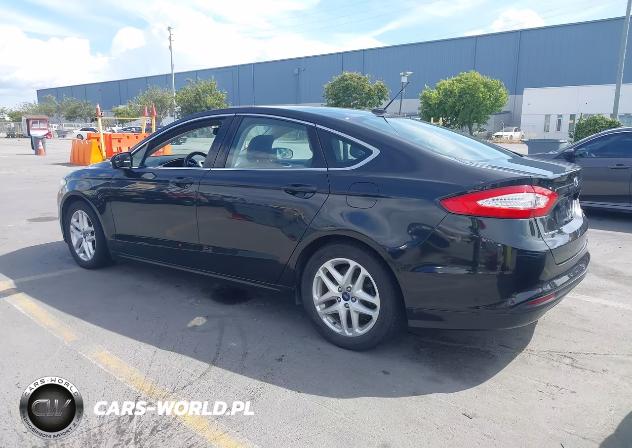 2015 Ford Fusion Se VIN:3FA6P0HD4FR139169 - 3
