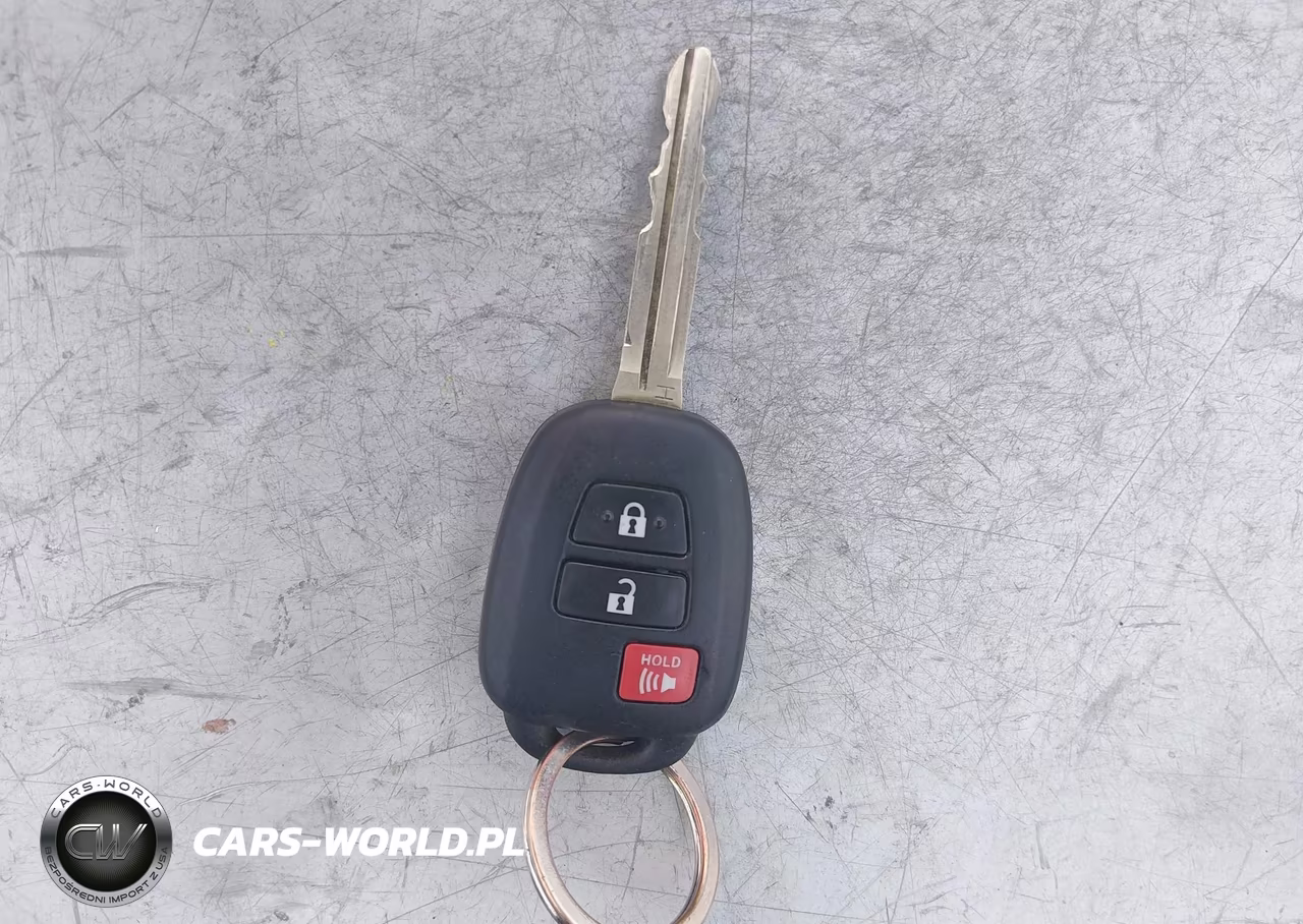 2015 Toyota Prius C Two VIN:JTDKDTB34F1115189 - 11