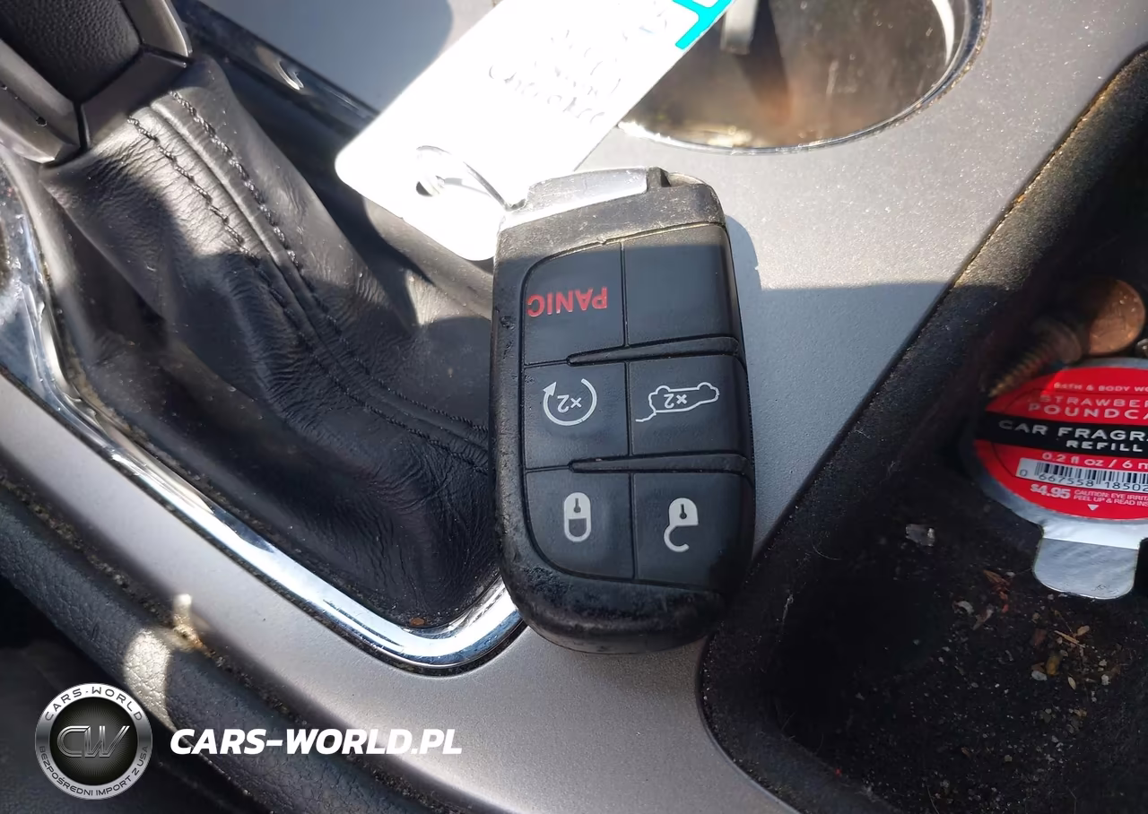 2018 Jeep Grand Cherokee Altitude 4X2 VIN:1C4RJEAGXJC168838 - 11