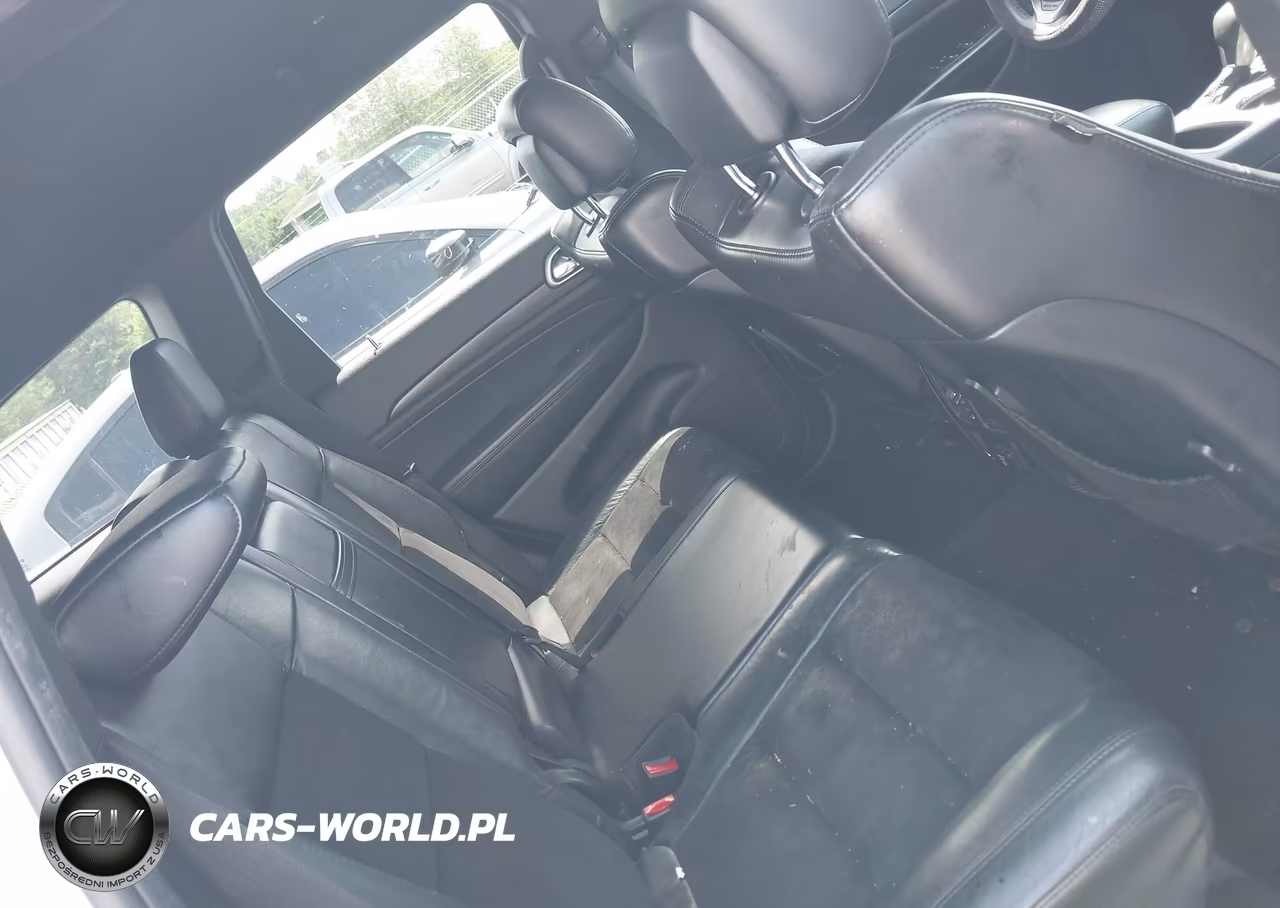 2018 Jeep Grand Cherokee Altitude 4X2 VIN:1C4RJEAGXJC168838 - 8