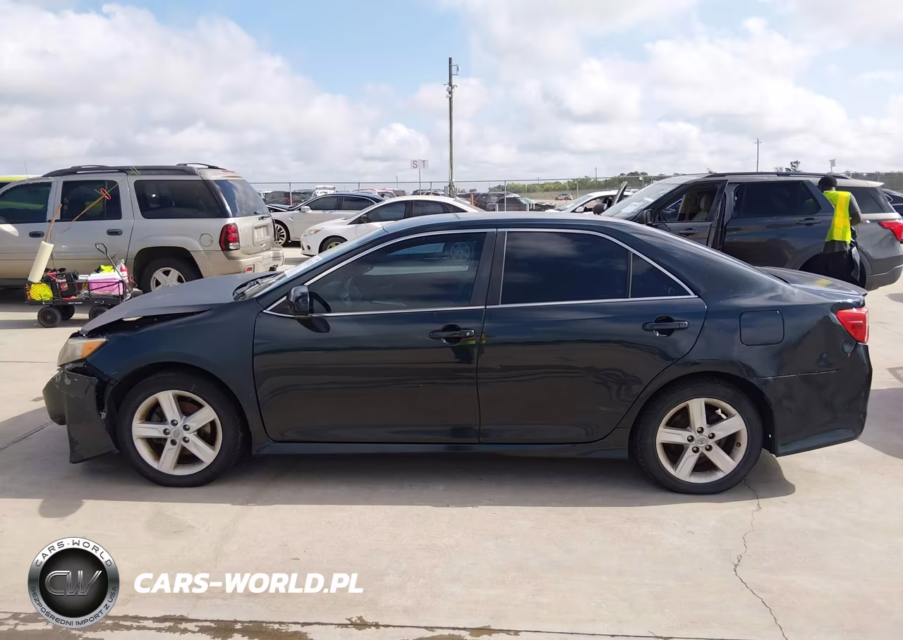 2013 Toyota Camry Se VIN:4T1BF1FK4DU216479 - 14