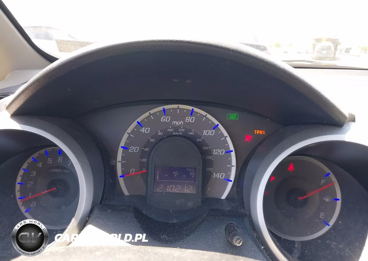 2012 Honda Fit VIN:JHMGE8H30CS008121 - 7