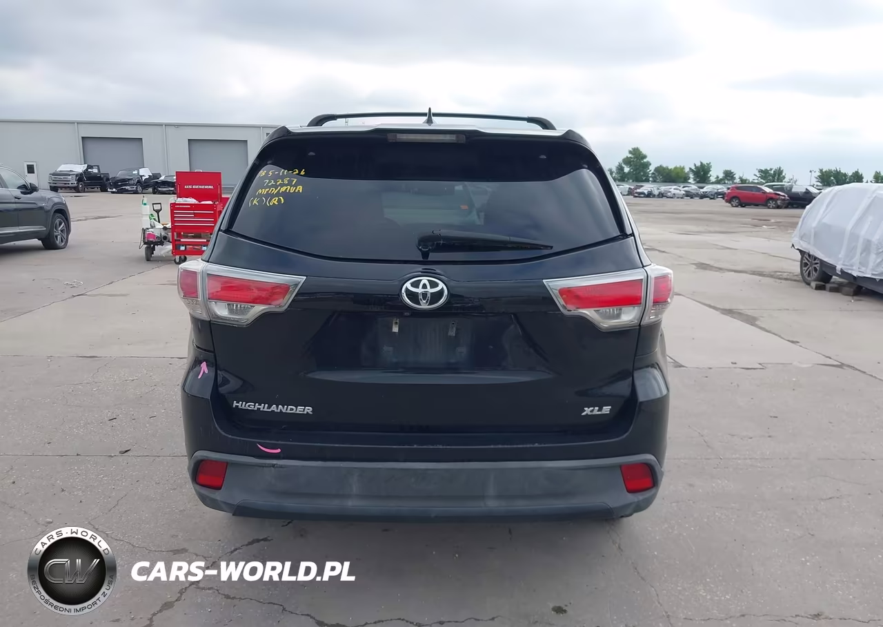 2015 Toyota Highlander Xle V6 VIN:5TDKKRFH9FS087214 - 17