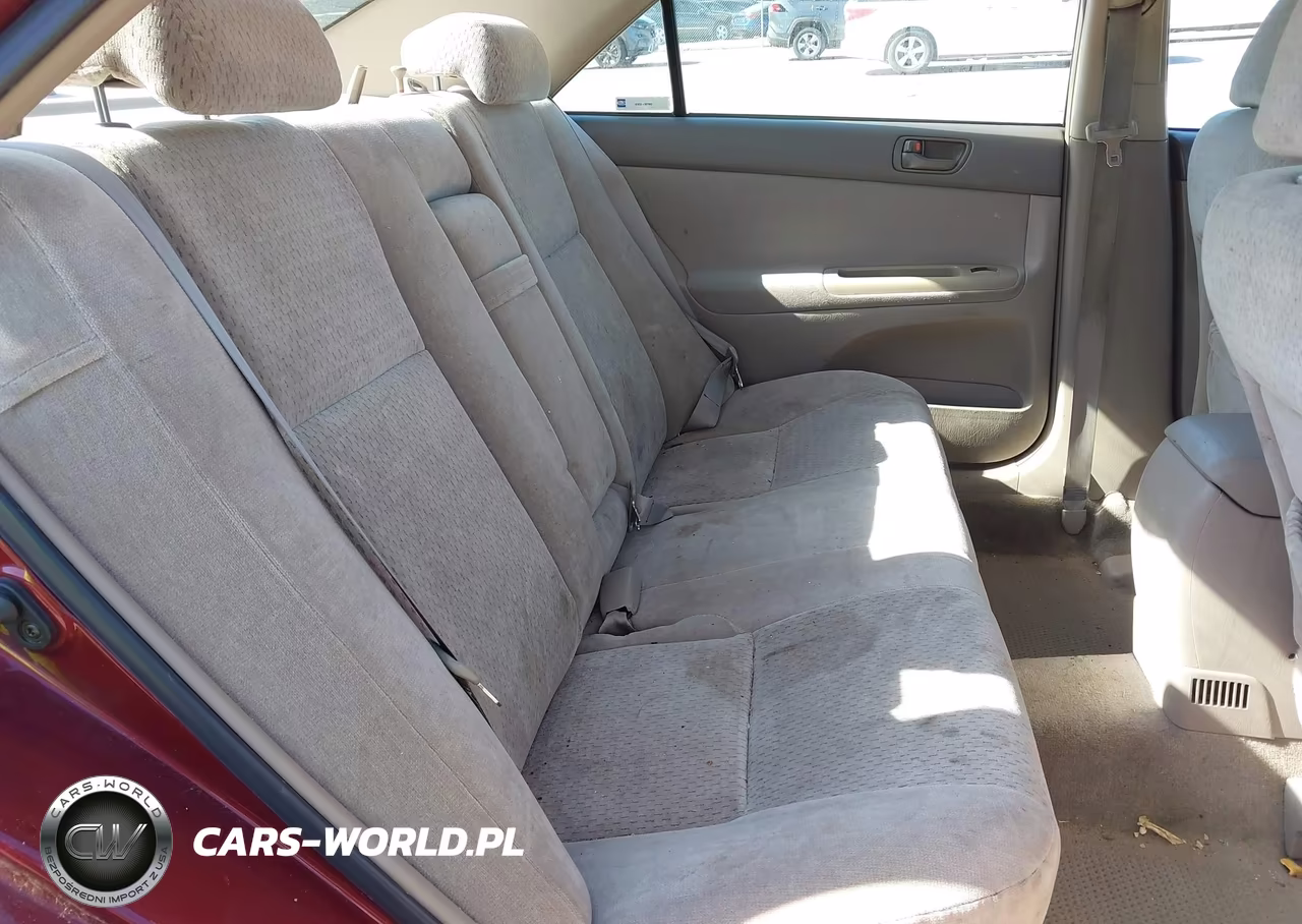 2004 Toyota Camry Le VIN:4T1BE32K24U361640 - 8