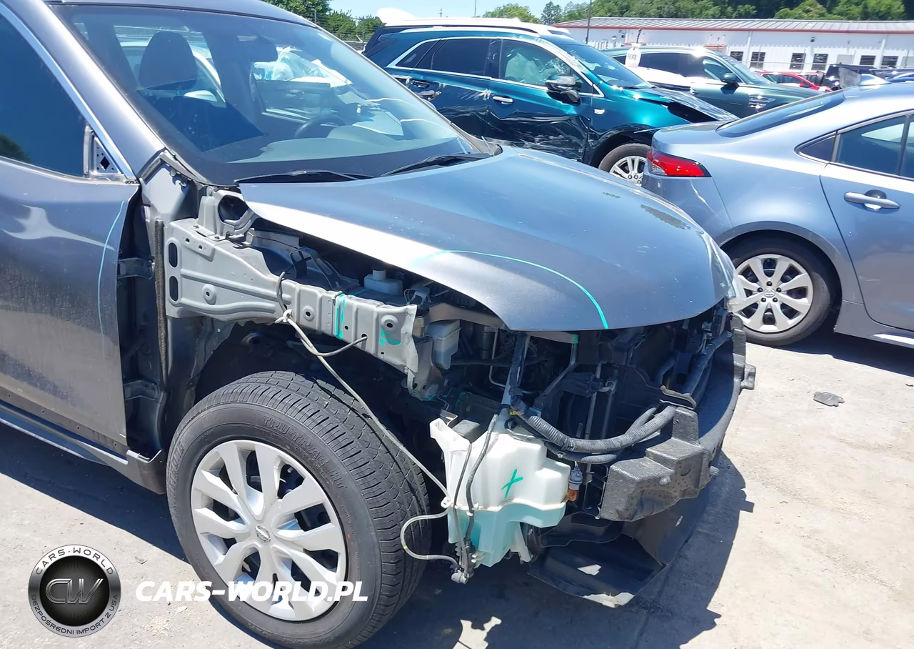 2018 Nissan Rogue S VIN:KNMAT2MT8JP578500 - 6