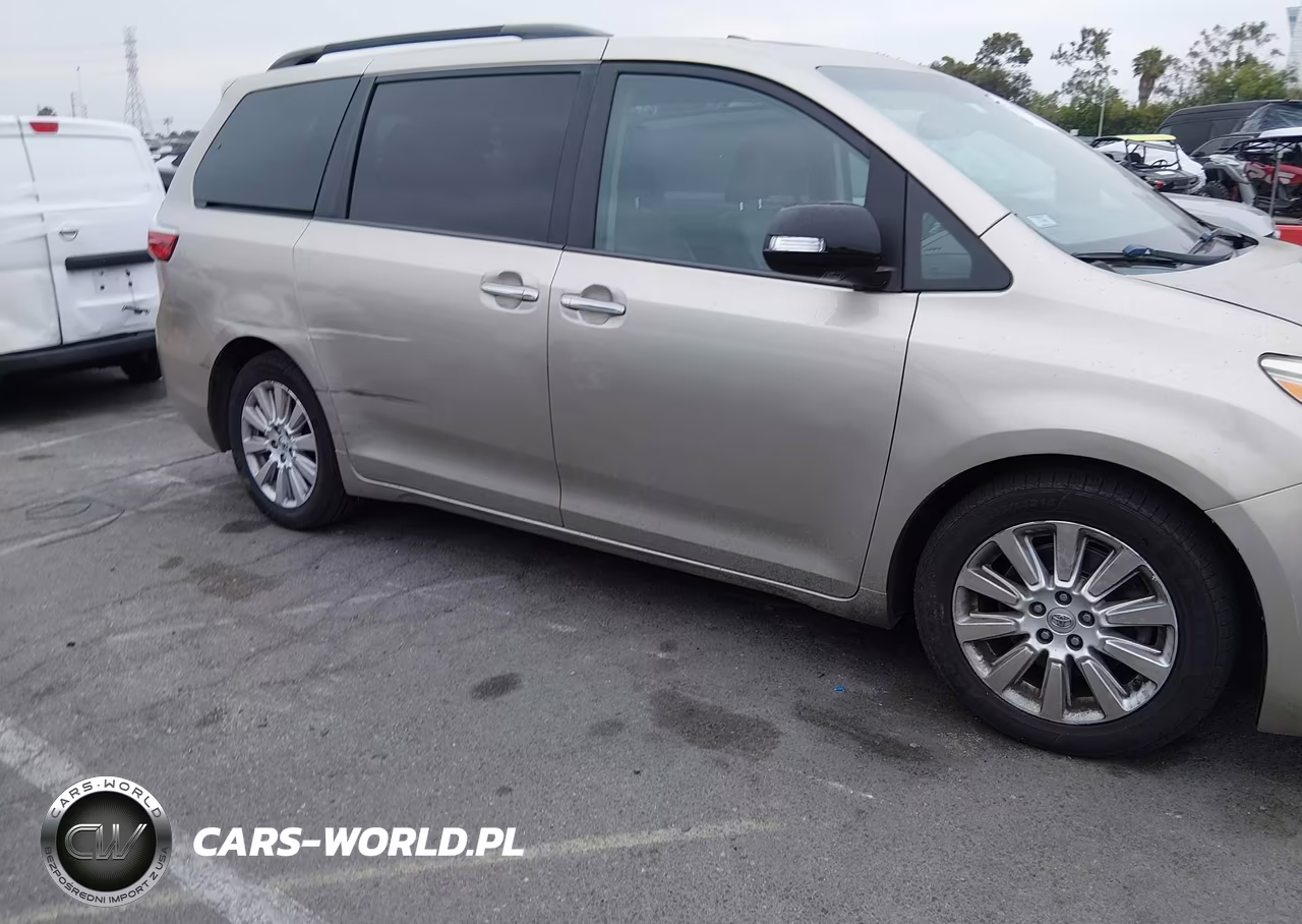 2016 Toyota Sienna Limited 7 Passenger VIN:5TDYK3DC9GS719340 - 13
