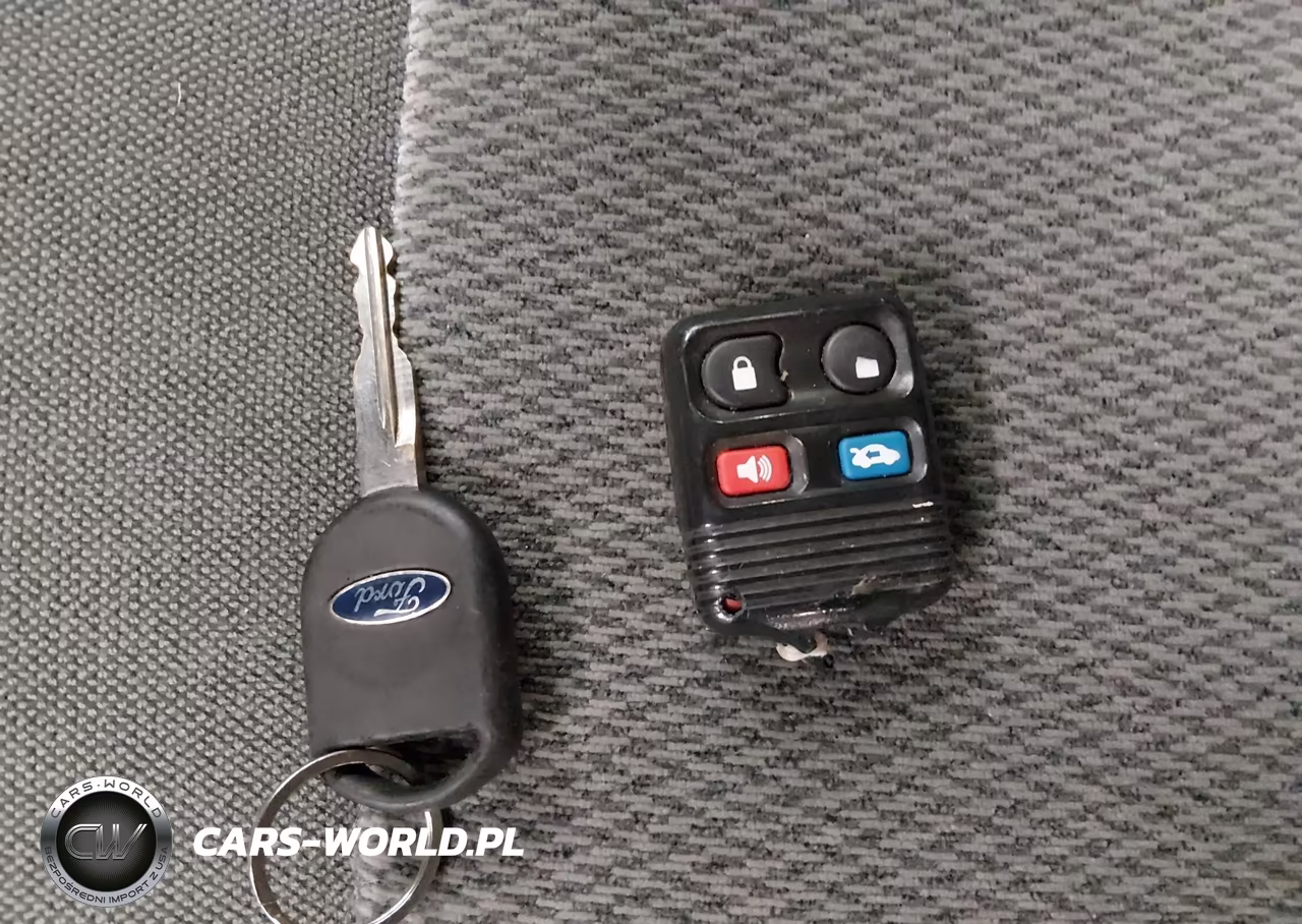 2003 Ford Taurus Ses VIN:1FAFP55U13G260858 - 11