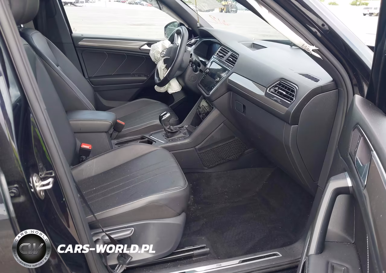 2022 Volkswagen Tiguan 2.0T Se R-Line Black VIN:3VVCB7AX2NM133750 - 5