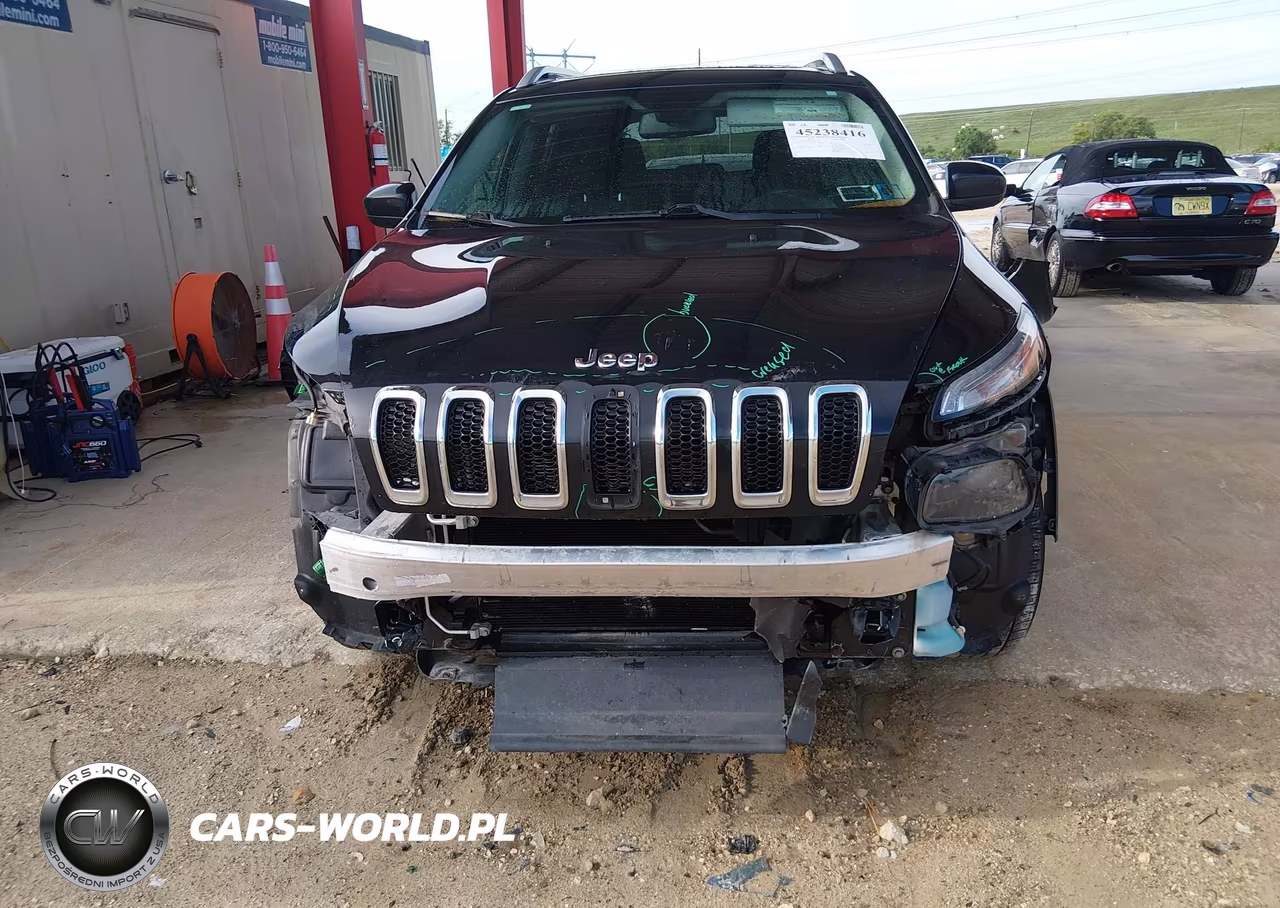 2015 Jeep Cherokee Latitude VIN:1C4PJMCB2FW745306 - 12