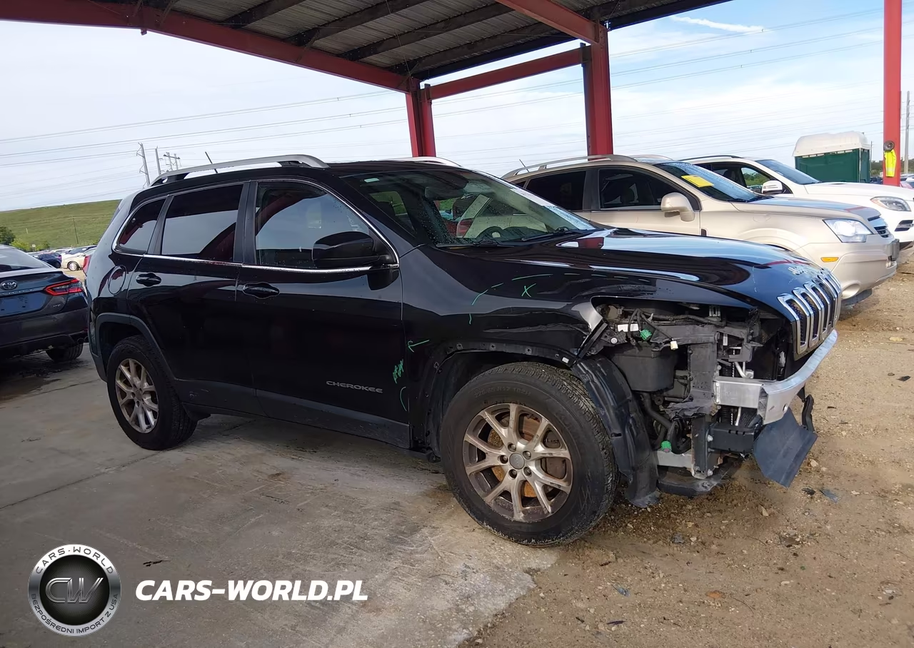 2015 Jeep Cherokee Latitude VIN:1C4PJMCB2FW745306 - 13