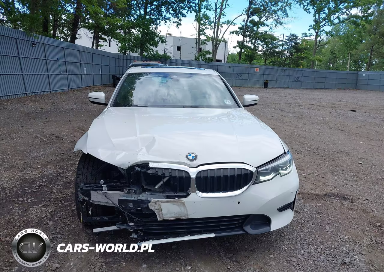 2021 BMW 330I xDrive VIN:3MW5R7J03M8C12161 - 12