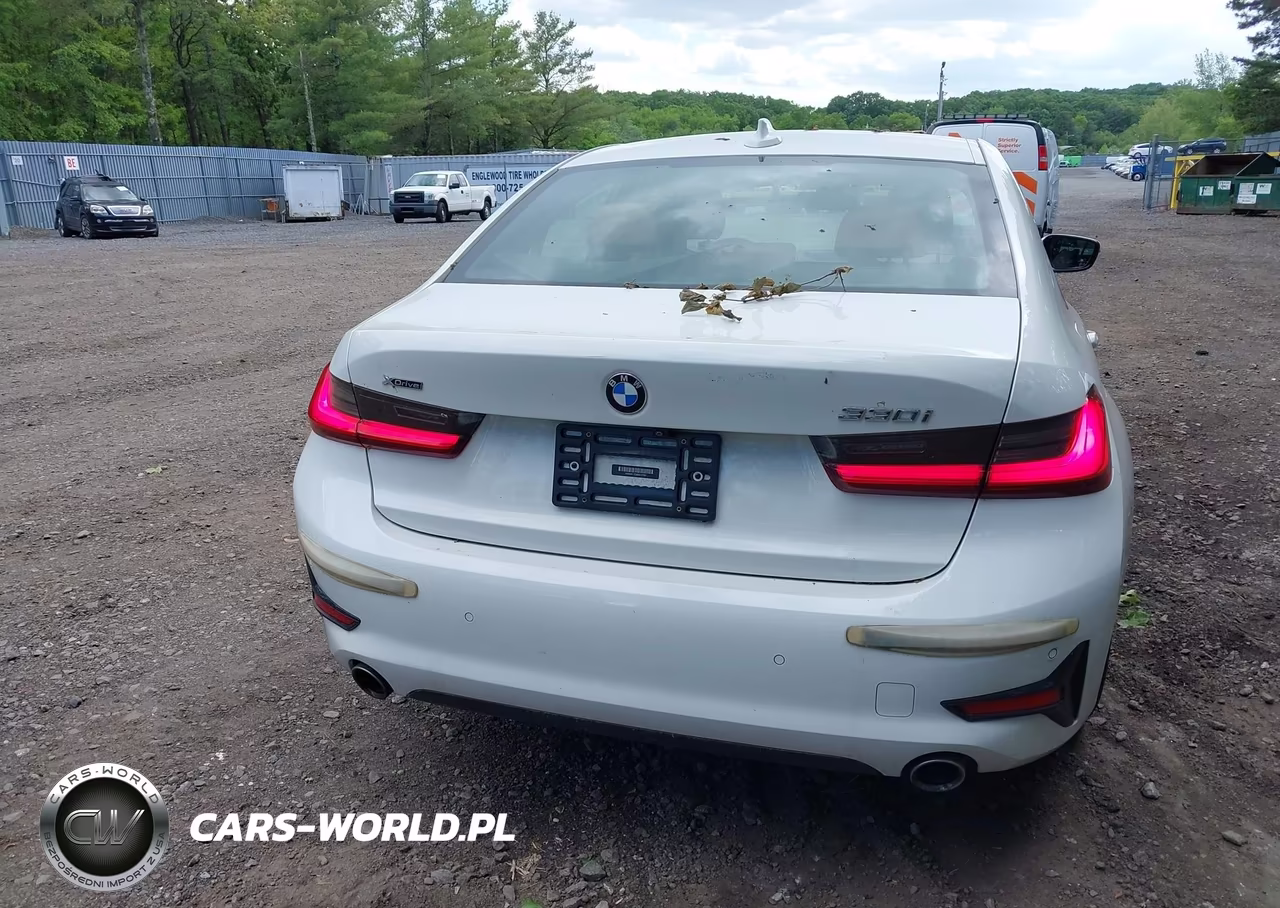 2021 BMW 330I xDrive VIN:3MW5R7J03M8C12161 - 16