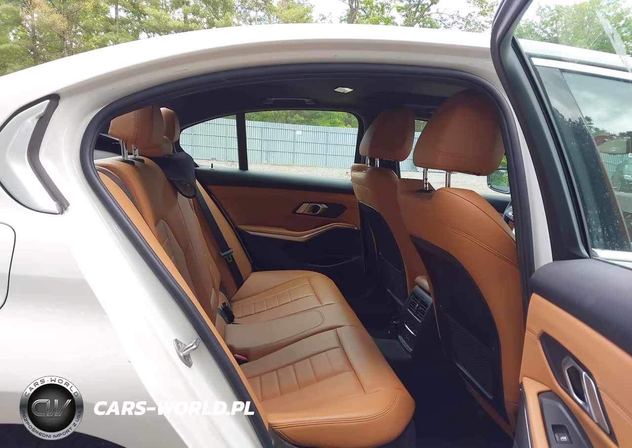 2021 BMW 330I xDrive VIN:3MW5R7J03M8C12161 - 8