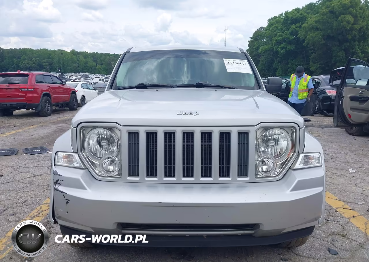 2010 Jeep Liberty Sport VIN:1J4PP2GK7AW133991 - 12