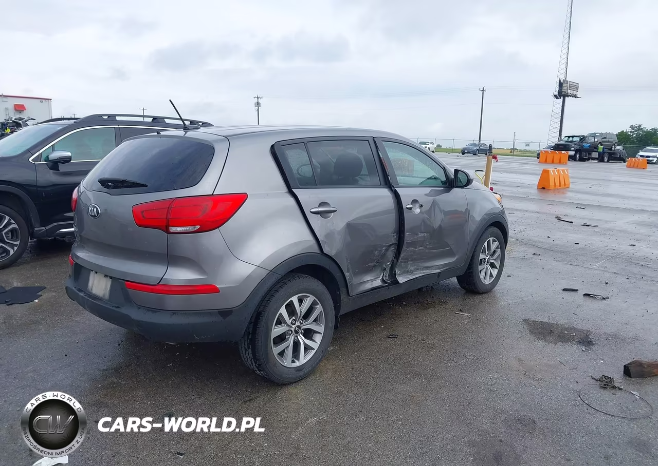 2015 Kia Sportage Lx VIN:KNDPB3AC1F7756181 - 4