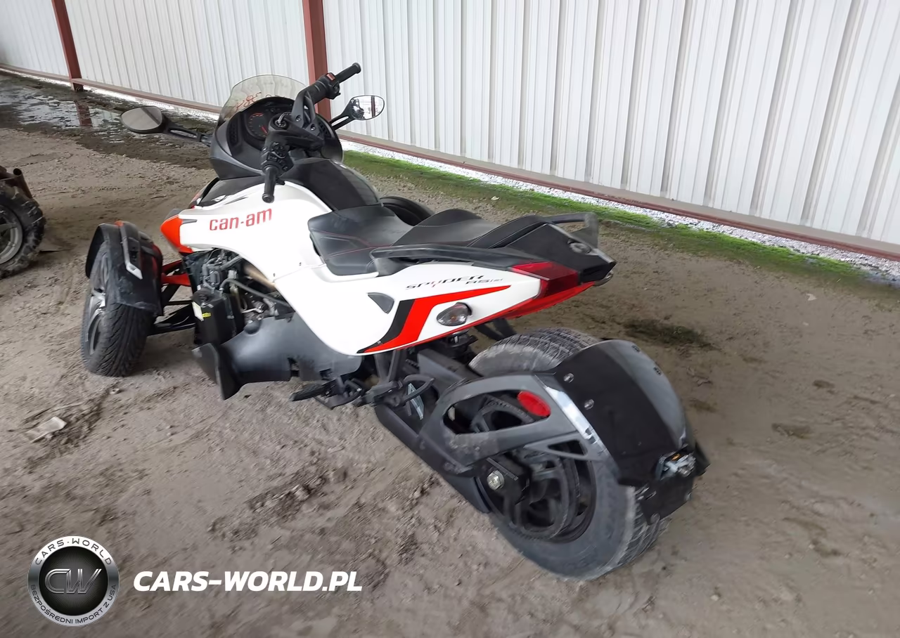 2015 Can-Am Spyder Roadster Rs-Rs-S-Rs-S Spec Series VIN:2BXNABC48FV000668 - 3