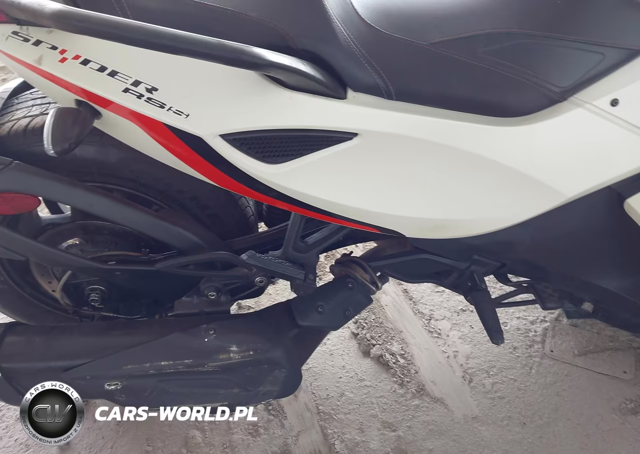 2015 Can-Am Spyder Roadster Rs-Rs-S-Rs-S Spec Series VIN:2BXNABC48FV000668 - 8