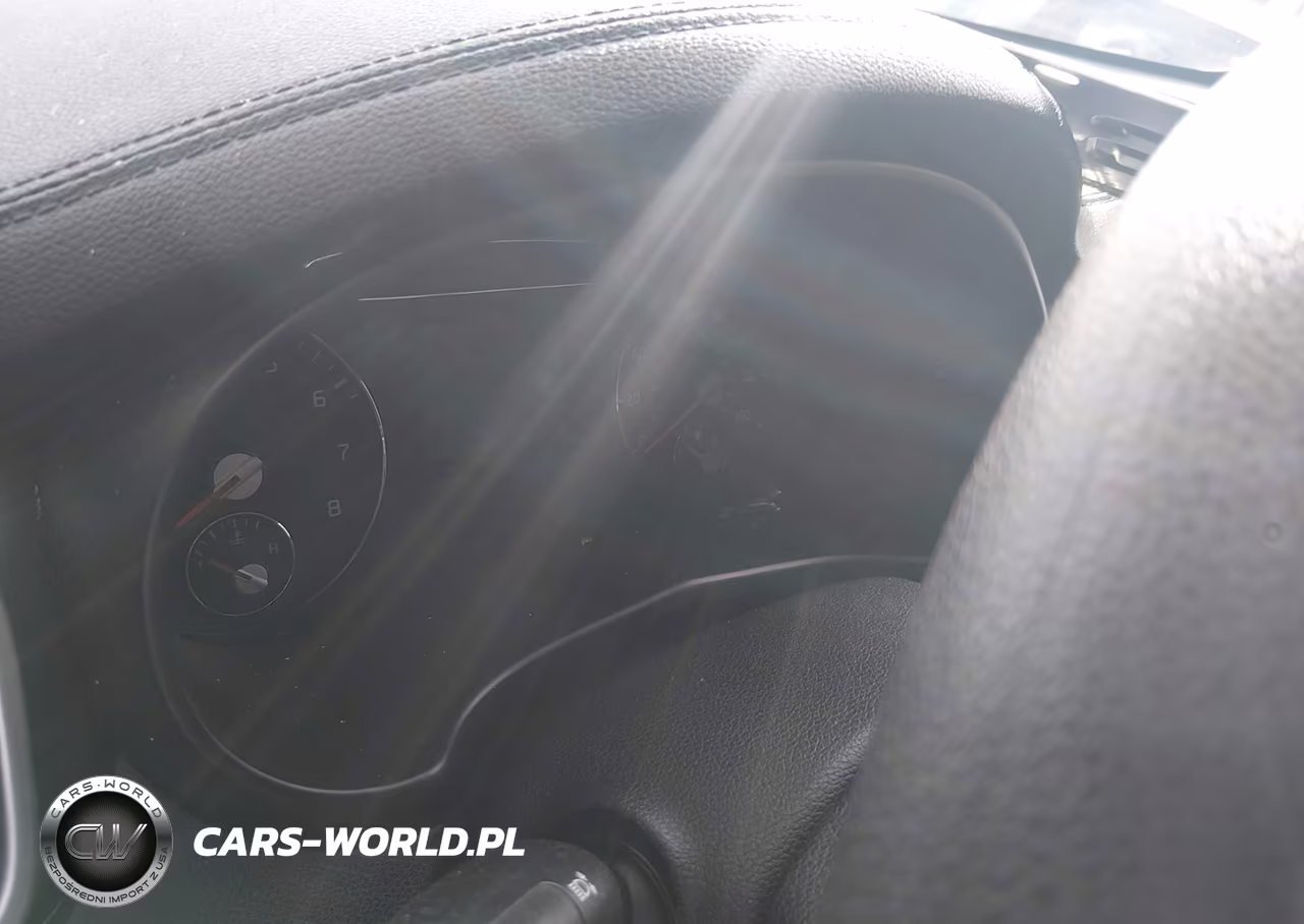 2018 Kia Sorento 3.3L Lx VIN:5XYPGDA53JG373752 - 14