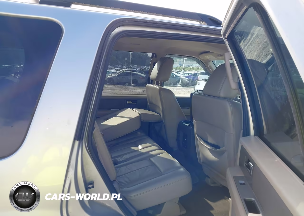 2013 Ford Expedition Xlt VIN:1FMJU1H51DEF11378 - 8