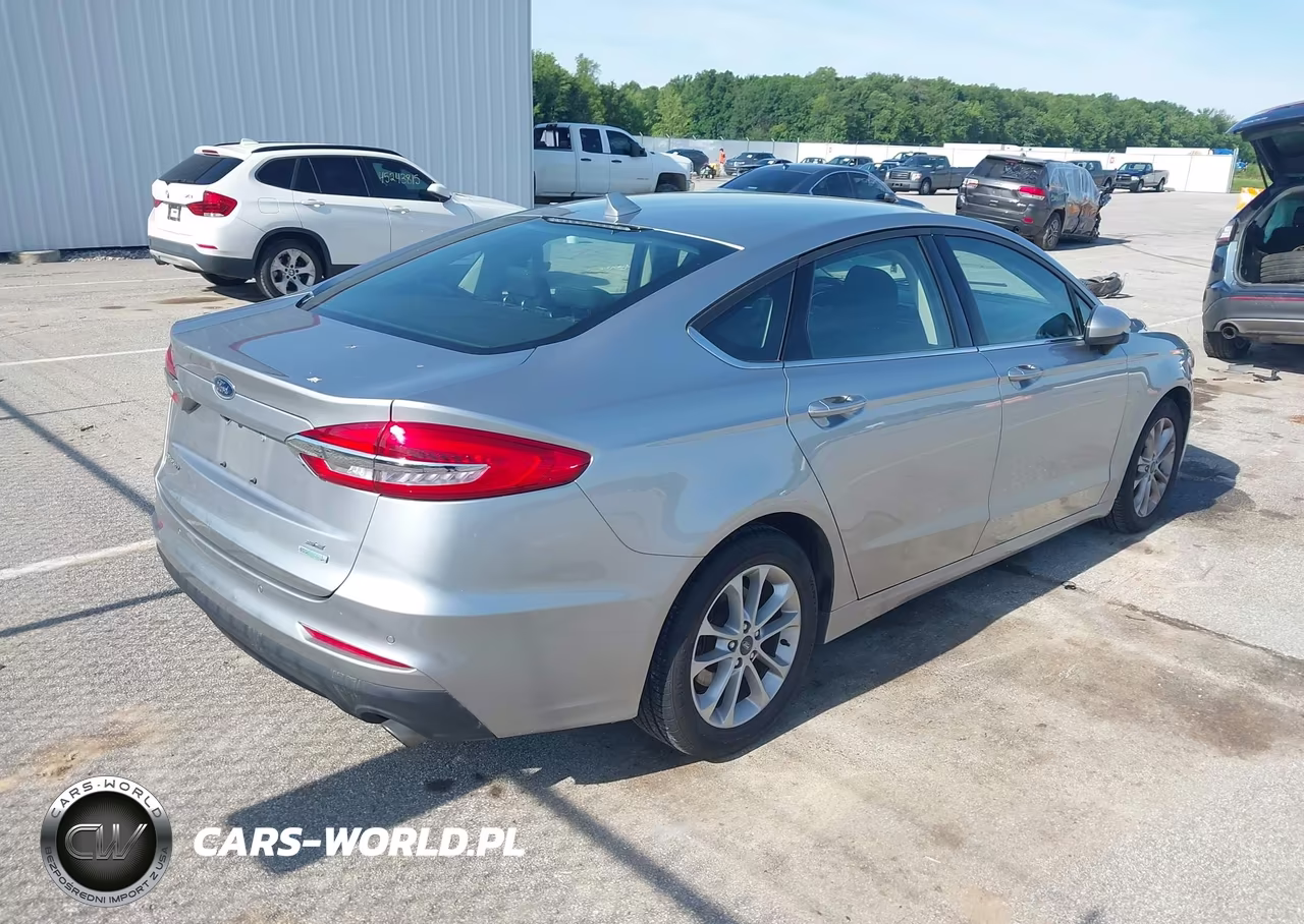 2020 Ford Fusion Se VIN:3FA6P0HD9LR144881 - 4
