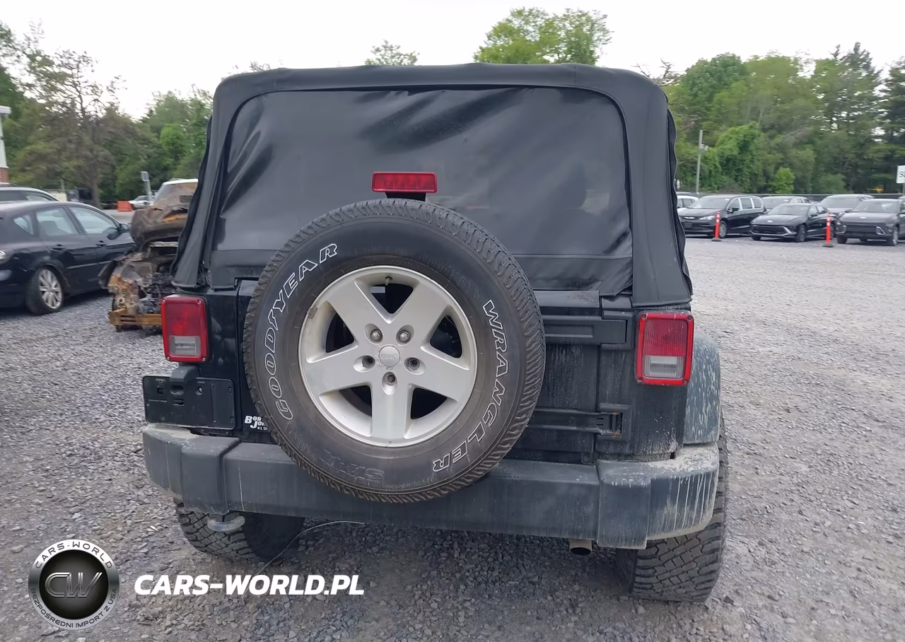 2013 Jeep Wrangler Sport VIN:1C4AJWAG1DL504545 - 16