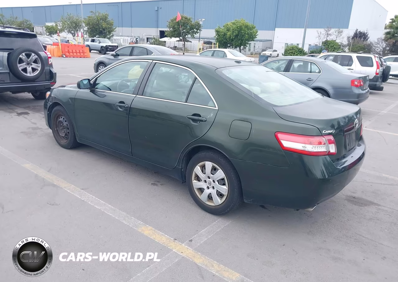 2010 Toyota Camry Le V6 VIN:4T1BK3EK8AU599430 - 3