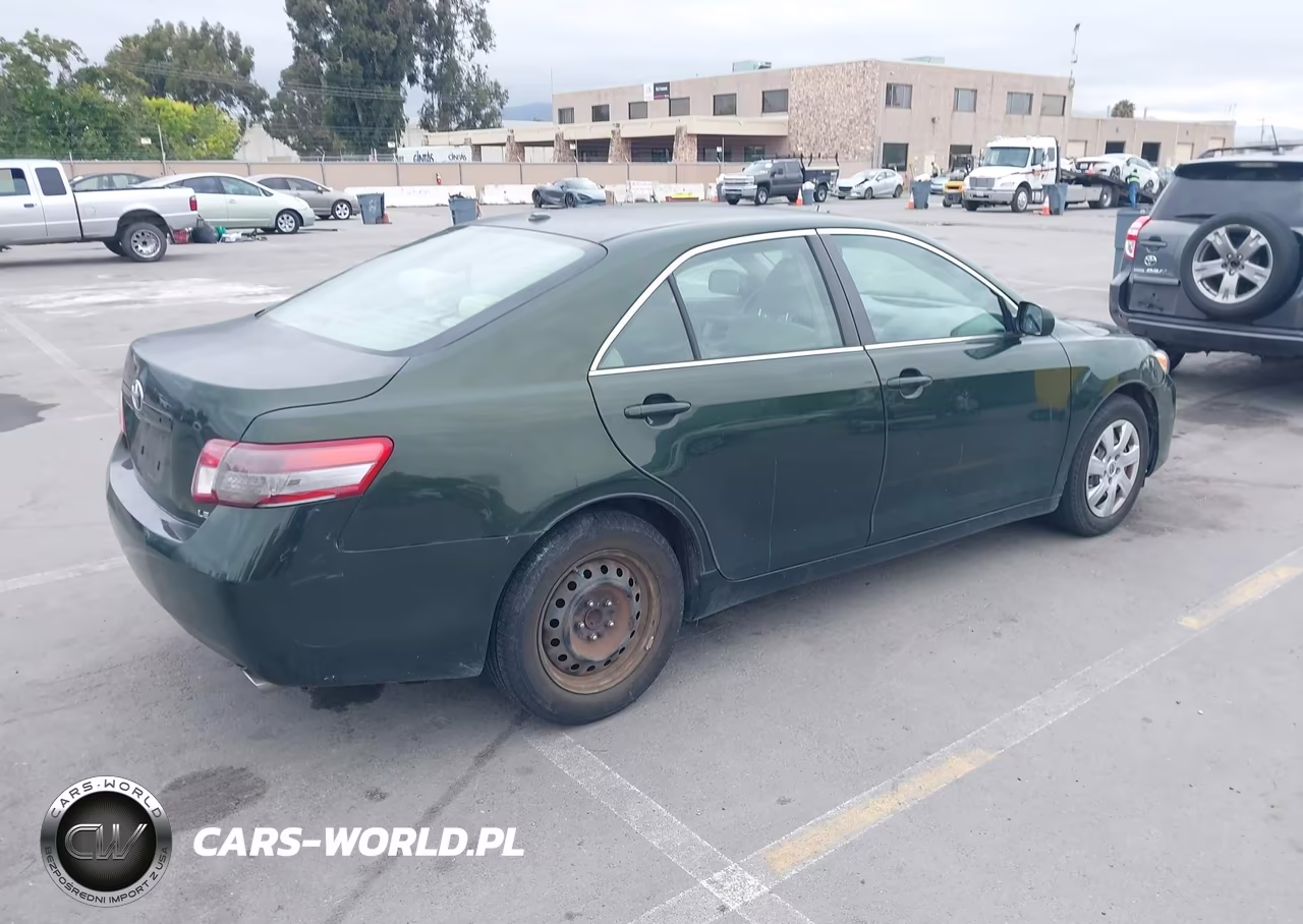 2010 Toyota Camry Le V6 VIN:4T1BK3EK8AU599430 - 4