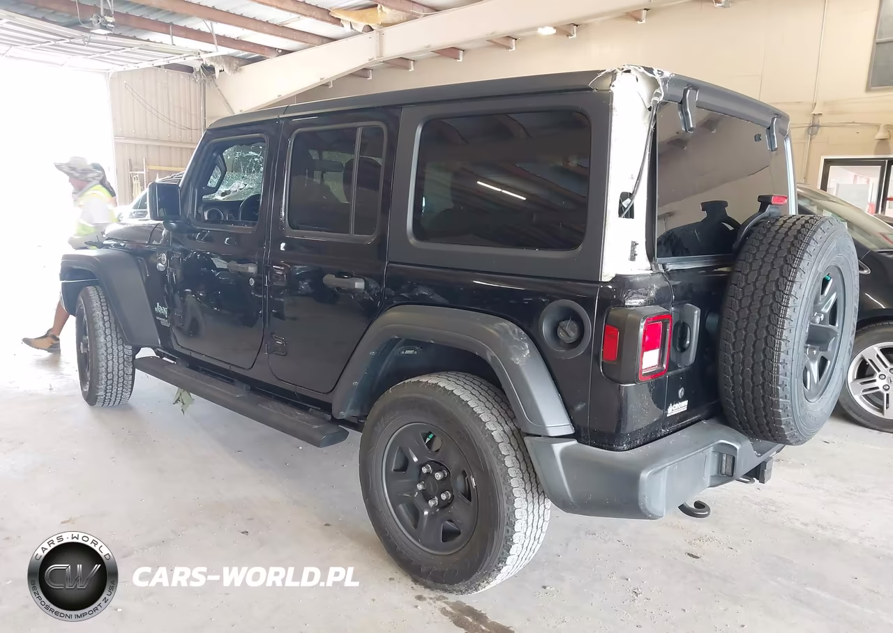 2021 Jeep Wrangler Unlimited Sport 4X4 VIN:1C4HJXDG2MW521577 - 3