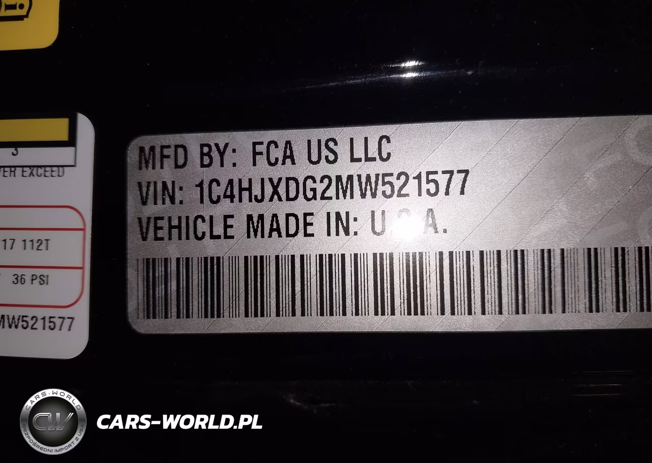 2021 Jeep Wrangler Unlimited Sport 4X4 VIN:1C4HJXDG2MW521577 - 9