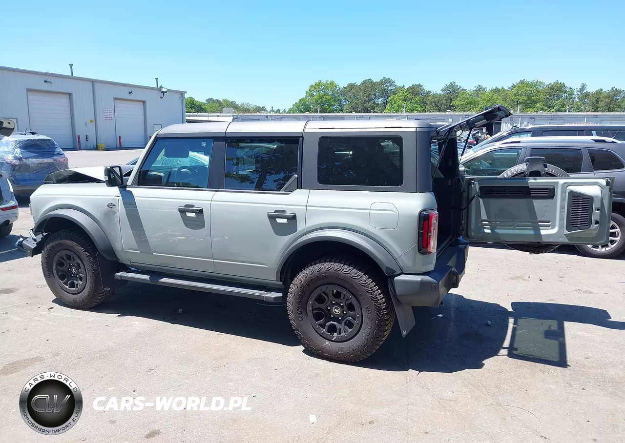 2024 Ford Bronco Wildtrak VIN:1FMEE2BP9RLA22003 - 3