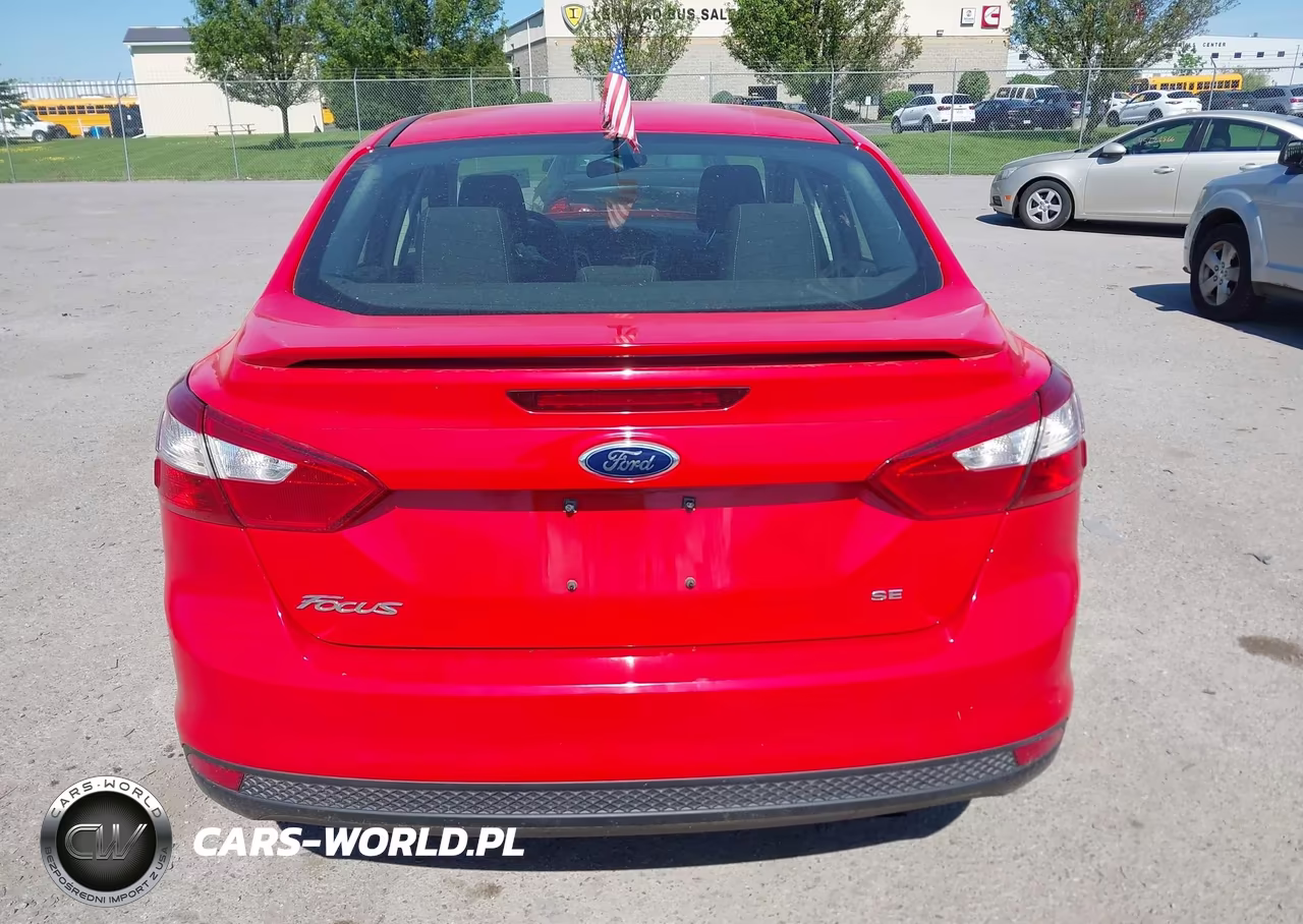 2012 Ford Focus Se VIN:1FAHP3F24CL336123 - 16
