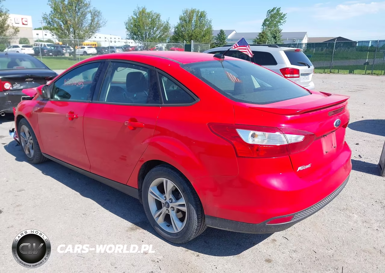 2012 Ford Focus Se VIN:1FAHP3F24CL336123 - 3