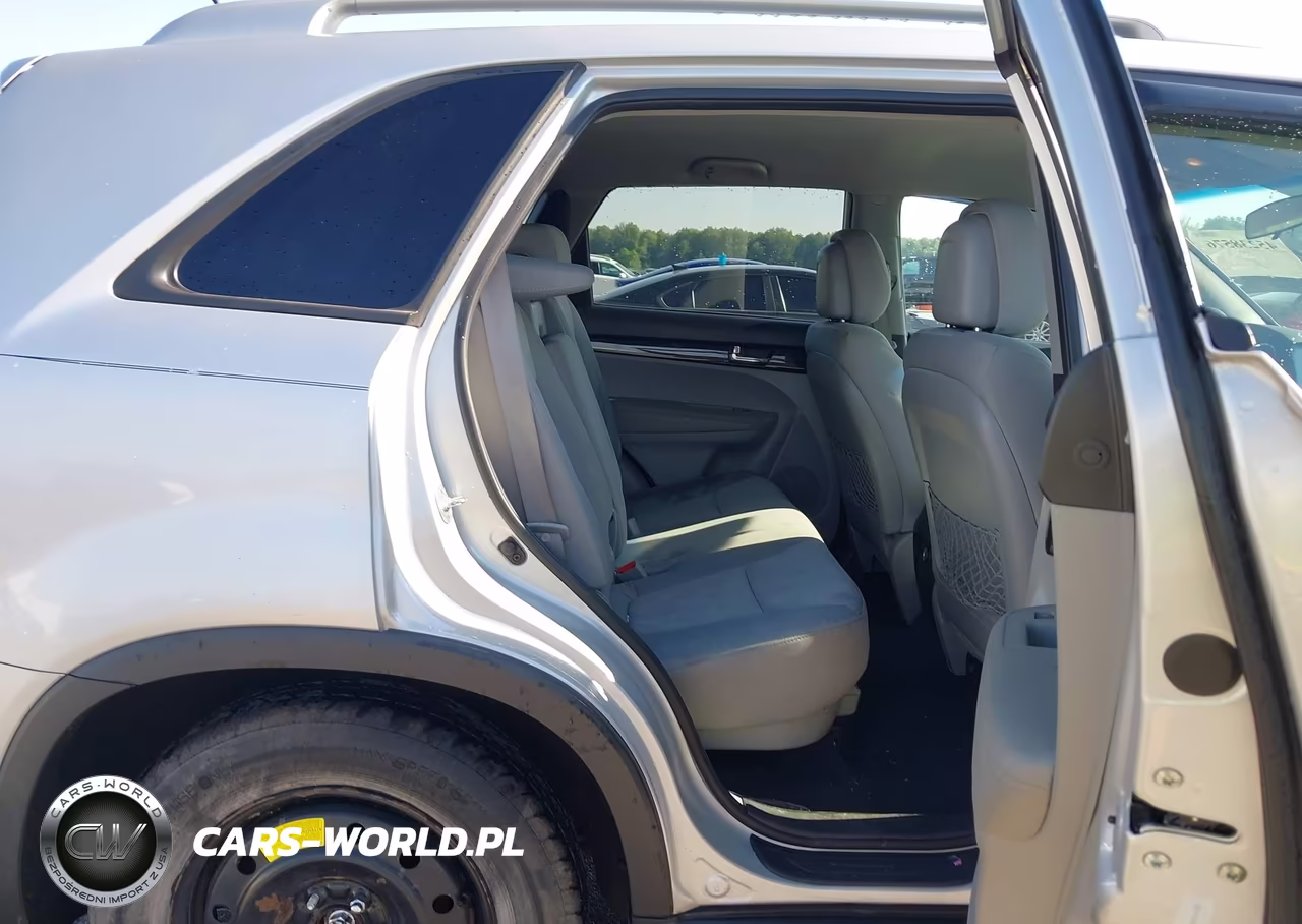 2012 Kia Sorento Lx V6 VIN:5XYKTDA26CG287186 - 8