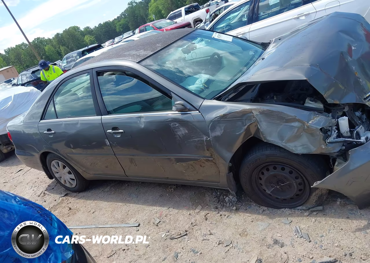 2006 Toyota Camry Le VIN:4T1BE32K26U738499 - 13