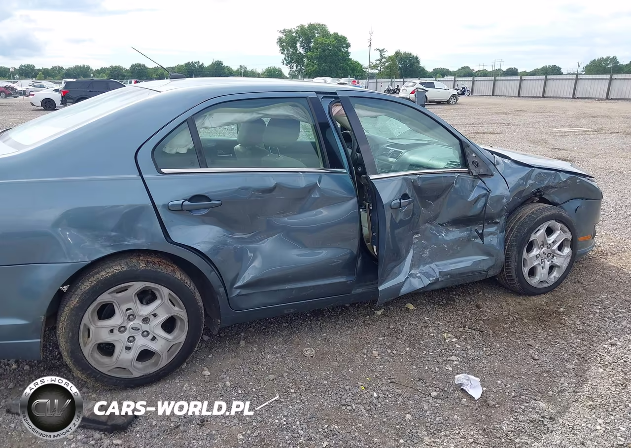2011 Ford Fusion Se VIN:3FAHP0HA0BR303364 - 6