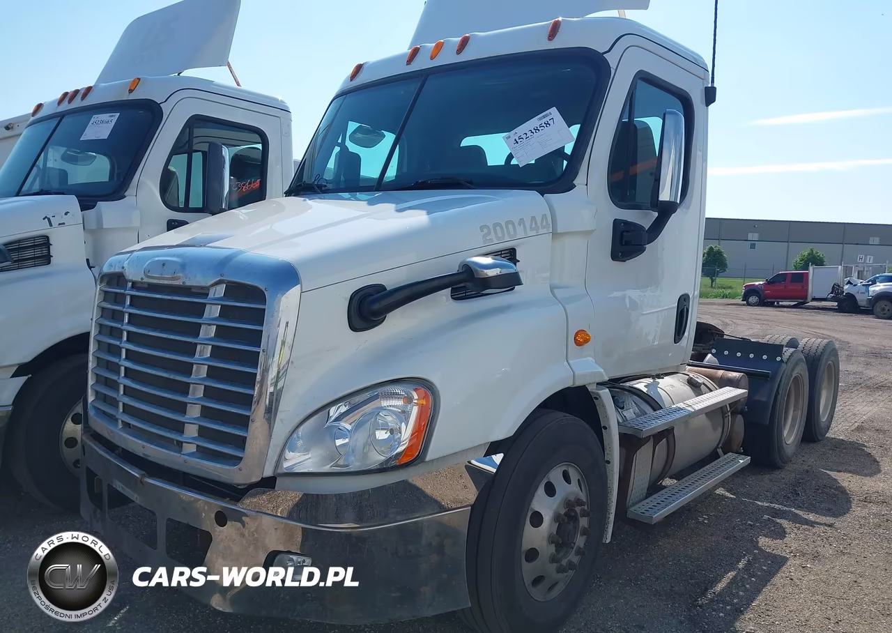 2013 Freightliner Cascadia 113 VIN:1FUJGBDV5DLBW4247 - 2